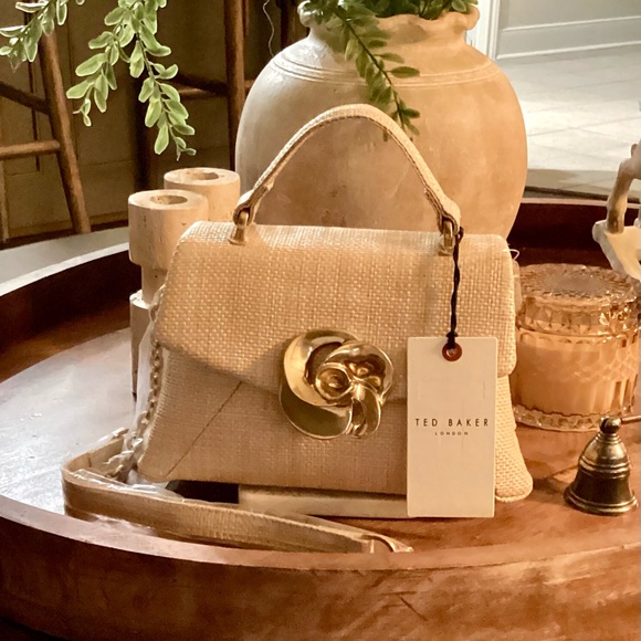 Ted Baker London rosette Gold Chain Shoulder Bag - Picture 3 of 7